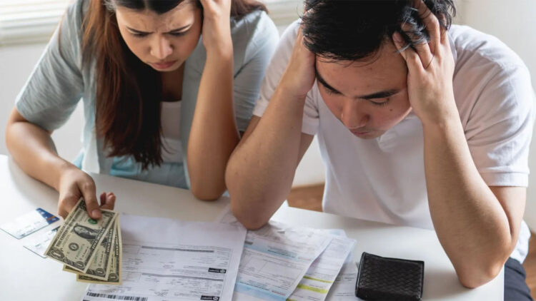 Avoid these 5 financial mistakes if you don't want to run out of savings when you retire, according to Social Security experts 1 Avoid these 5 financial mistakes if you don't want to run out of savings when you retire, according to Social Security experts