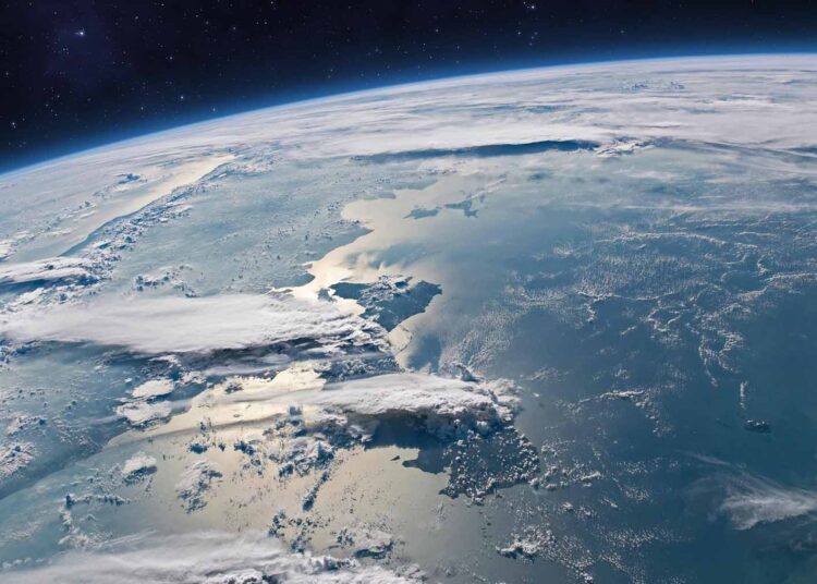 Confirmed—China's Chang'e-6 mission finds lunar dust with meteorite fragments that could explain the origin of water on Earth 1 Dust from the far side of the Moon has just revealed something scientists has never seen there: tiny fragments from an extremely rare space rock. When they studied the material extracted from the Chang’e-6 mission in China, they found some microscopic grains from a very fragile, but rich in water meteorite, that usually never survive when it crosses Earth atmosphere. This grain comes from a type of meteorite called an Ivuna-type carbonaceous chondrite, or CI chondrite. It’s the first time confirmed debris of this kind has ever been found on the Moon. The finding shows that even very fragile and wet asteroids can leave tiny prints trapped in lunar soil, and that the Moon can preserve clues about the solar system's early history that get destroyed easily on Earth. What’s special about this kind of meteorite? CI chondrites are some of the most strange known meteorites. They’re the most rich in water and volatile elements, and its composition looks like the one from space rocks like Ryugu y Bennu. Up to 20% of its mass can be water combined with hydrated minerals. That’s why it's so important to understand how water and other ingredient could have been delivered to the Earth and the Moon. However, these same qualities make them very fragile. CI chondrites are soft, crumbly, and highly porous compared to most other meteorites. When they enter Earth’s atmosphere on a high speed, it's quite easily for them to break, melt or completely destroy. Which is why less than 1% of all the meteorites found on our planet belong to this group. And, it might seem as if was simpler to find them on the Moon, since there is no atmosphere ready to burn them there, but there’s another problem: the objects that crash to the moon surface do it at a very high speed, whit such a violent impact, that usually, the rock just evaporates, melt, or get blasted back into space. How scientists found CI dust in Chang’e-6 samples Besides the difficulties, the team, guided by the geochemists Jintuan Wang and Zhiming Chen from the Chinese Academy of Sciences, decided to examine, very carefully, the Chang’e-6 material. The sample showed a “crater within a crater”: the Apolo crater, inside the huge South Pole-Aitken basin, that nearly covers a quarter of the Moon surface. And since this zone has already received so many impacts over time, it was a good place to look for old meteorites. The researched looked into 5.000 tiny fragments in the sample that would contained olivine, a magnesium and iron silicate mineral that often appears in volcanic rocks, impact melts and meteorites. They put aside many “clastos" (fragments) with olivine and then they assembled and polished it carefully to be able to study them with very powerful tools: scanning electron microscopy, electronic microprobe and secondary ion mass spectrometry. From all of the candidates, the team identified 7 clastos with olivine, which chemical matched with the olivine from the CI chondrites. This pieces, showed porphydic textures: olive crystals embedded in a vitreous matrix. The researchers compared patterns of silicon and oxygen isotopes, iron-to-manganese ratios, and concentrations of nickel and chromium oxides. Rocks from the Moon and Earth have established ranges for these values. The 7 clasts were not included in these ranges. But, their fingerprints matched those of CI chondrite meteorites. This indicates that the material probably came from a CI chondrite asteroid that struck the Moon, melted upon impact, and then cooled quickly enough to preserve its original chemistry. New findings about the solar system The scientists note that their method may be useful for upcoming research on Moon rocks and other returned samples: “Given the rarity of CI chondrites in Earth’s meteorite collection, our integrated methodology for identifying exogenous materials in lunar and potentially other returned samples offers a valuable tool for reassessing chondrite proportions in the inner Solar System.”