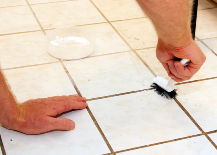 No vinegar or bleach—the magic mixture to get rid of black grout on your floor in minutes
