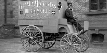 Confirmed—the world's oldest van is still running and was manufactured by Mercedes-Benz over a century ago 14 Confirmed—the world's oldest van is still running and was manufactured by Mercedes-Benz over a century ago