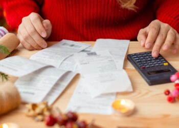 Christmas spending 2025—the 2025 season looks strong, but inflation reveals that we are buying less and paying more, according to Mastercard and the Fed 2 Christmas spending 2025—the 2025 season looks strong, but inflation reveals that we are buying less and paying more, according to Mastercard and the Fed