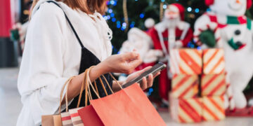 Goodbye to free admission to Christmas markets in New York—Williamsburg Winter Village imposes a new entrance fee, sparking controversy among residents and tourists