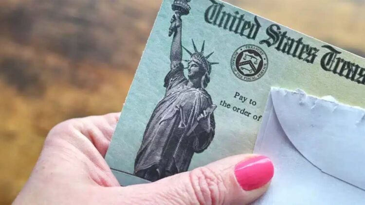 Goodbye to the total elimination of paper checks—Trump's US government softens its plan and gives millions of beneficiaries more time 1 Goodbye to the total elimination of paper checks—Trump's US government softens its plan and gives millions of beneficiaries more time
