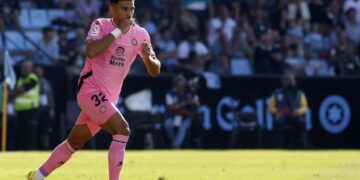 nabil touaizi espanyol debut laliga santander