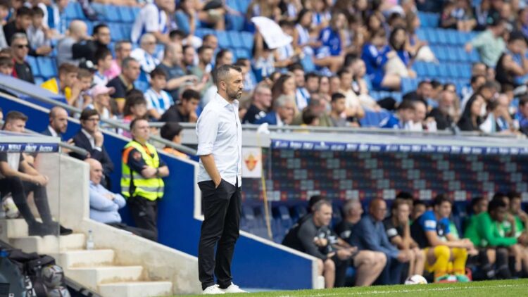 diego martinez espanyol elche cf laliga santander 2022 23