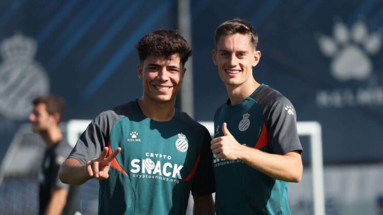 espanyol entrenamiento puerta abierta