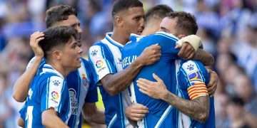 espanyol valencia cf laliga santander 2022 23 mejor jugador encuesta