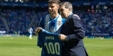 javi puado camiseta conmemorativa cien partidos espanyol