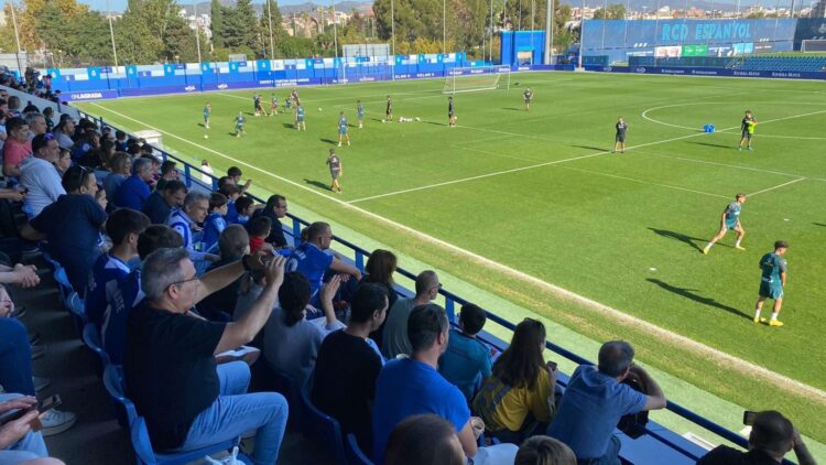 entrenamiento espanyol puerta abierta