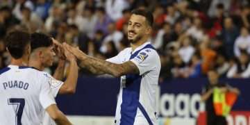 joselu mato disparos a puerta duelos aereos