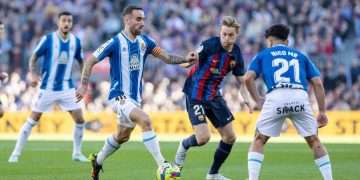 sergi darder nico melamed barça espanyol laliga santander 2022 23