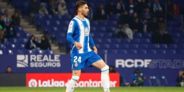 sergi gomez central primer equipo disponible elche cf