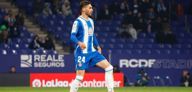 sergi gomez central primer equipo disponible elche cf