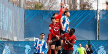 cf badalona futur espanyol b municipal badalona segunda rfef 2022 23 previa