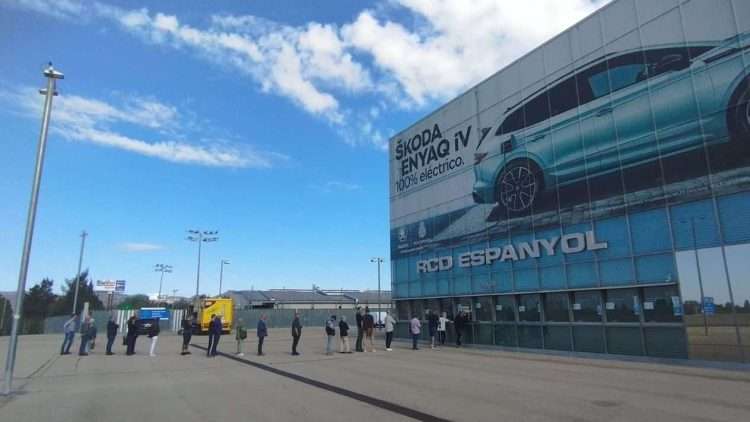 espanyol socios entrada gratuita derbi