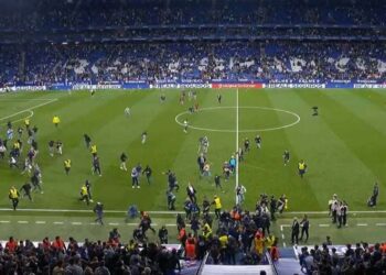 invasion campo espanyol barça derbi