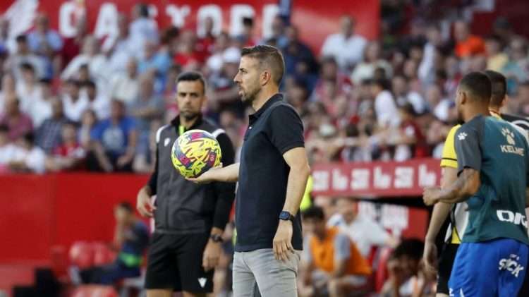 luis garcia permanencia laliga santander 2022-23