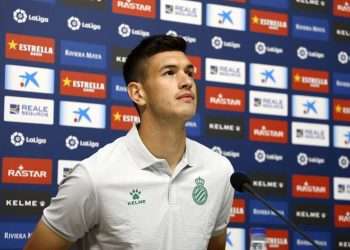 César Montes Espanyol salida Bundesliga