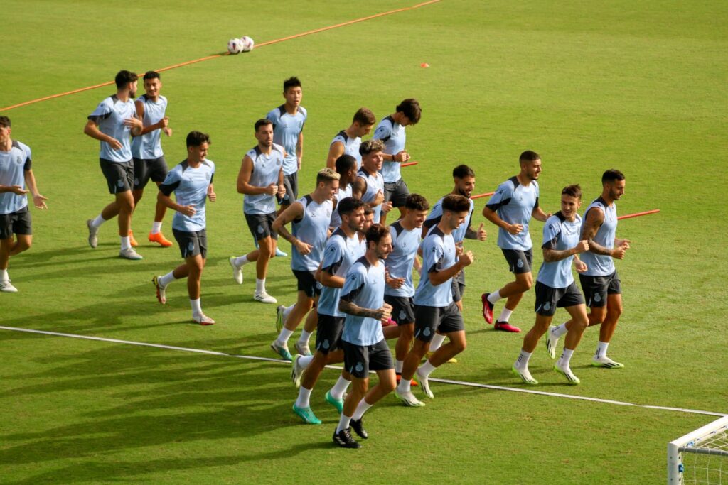 espanyol entrenamiento puerta abierta