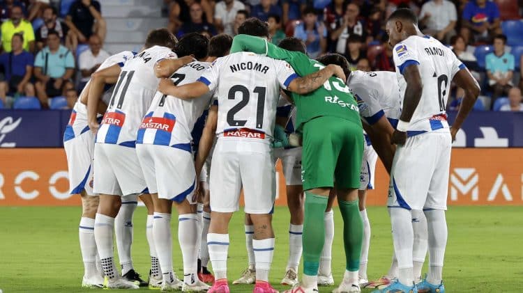 espanyol jugadores catalanes