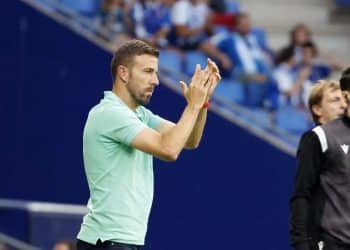 luis garcia espanyol sd amorebieta laliga hypermotion 2023 24