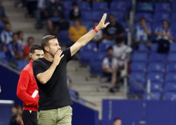 luis garcia espanyol real valladoloid laliga hypermotion 2023 24