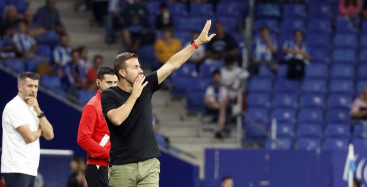 luis garcia espanyol real valladoloid laliga hypermotion 2023 24