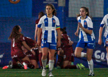 Carol Marín se lamenta tras el 1-2 |@mongay_photography