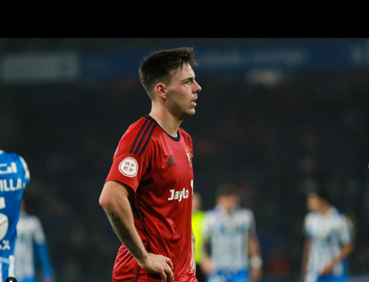 Max Svensson en un partido con Osasuna B | Instagram: @maxsr10