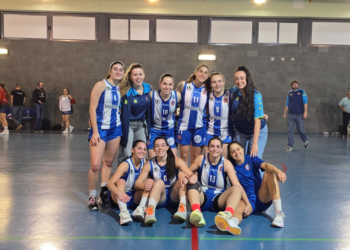 Las pericas de la SD Espanyol tras ganar al Q2 CONSULTORS CB BALAGUER A | @canaldisset